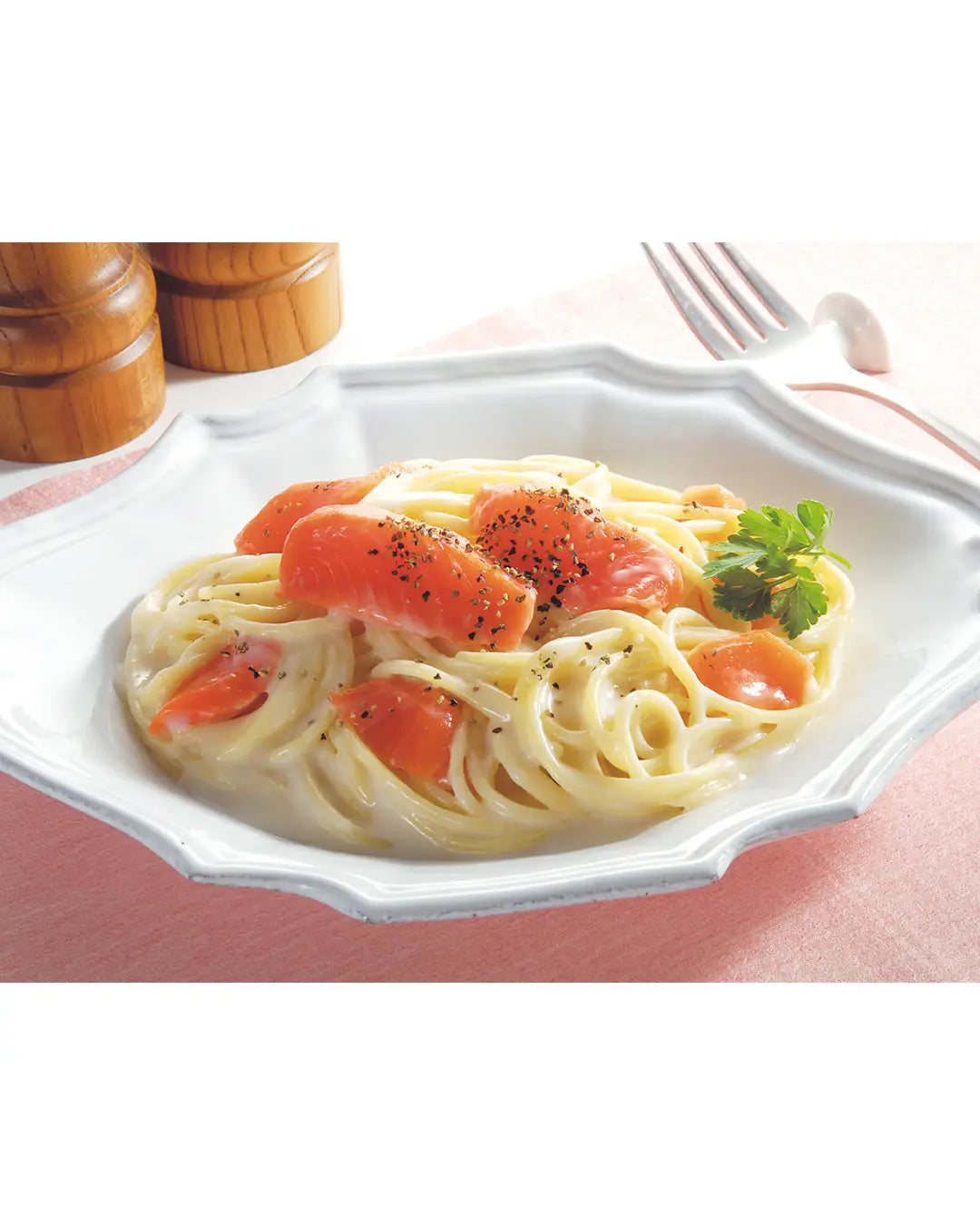 スモークサーモンカット(500g)